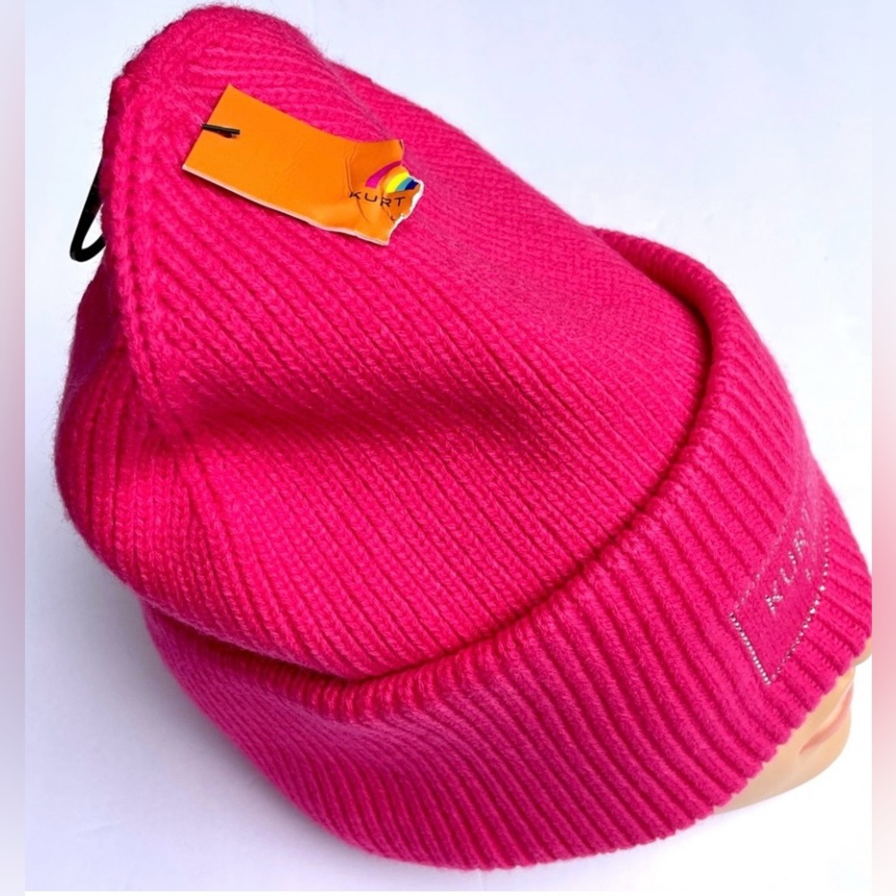 Kurt Geiger Vibrant Pink  Beanie. - Picture 12 of 15
